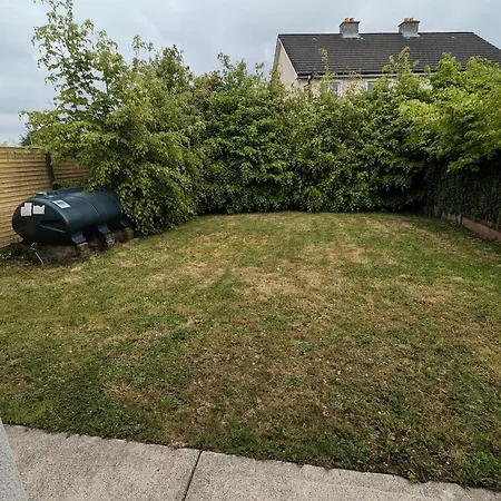 4 Bed House, Spacious & Modern With Parking Tubbercurry