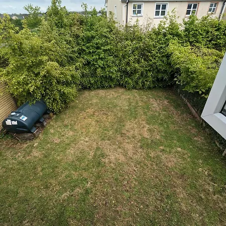 4 Bed House, Spacious & Modern With Parking * Tubbercurry
